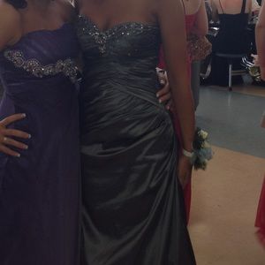 Beautiful Strapless Ball Gown!